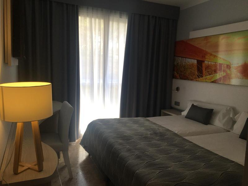 Hotel Bahia Del Sol Santa Ponsa Luaran gambar